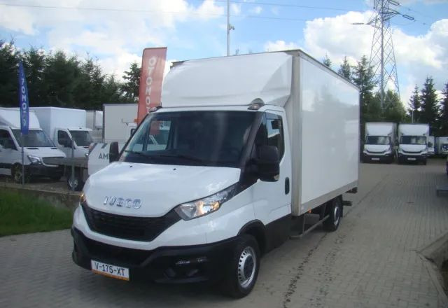 Iveco DAILY 35 S 16 3.0TDI WINDA 3.5T 4.20M - شاحنة بصندوق مغلق: صورة 1 Iveco DAILY 35 S 16 3.0TDI WINDA 3.5T 4.20M - شاحنة بصندوق مغلق: صورة 1
