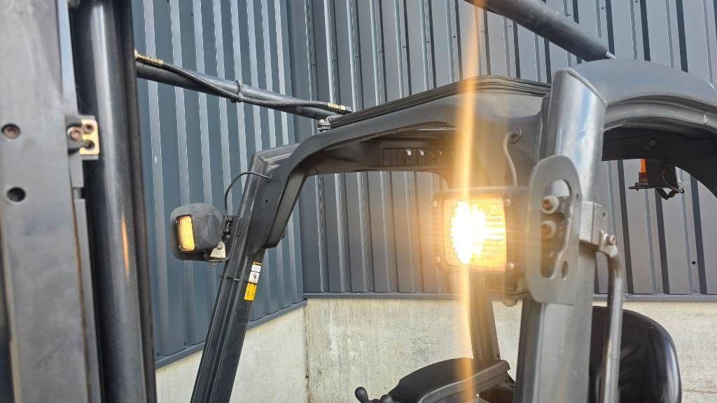 Linde E18L-01 - رافعة شوكية كهربائية: صورة 5 Linde E18L-01 - رافعة شوكية كهربائية: صورة 5