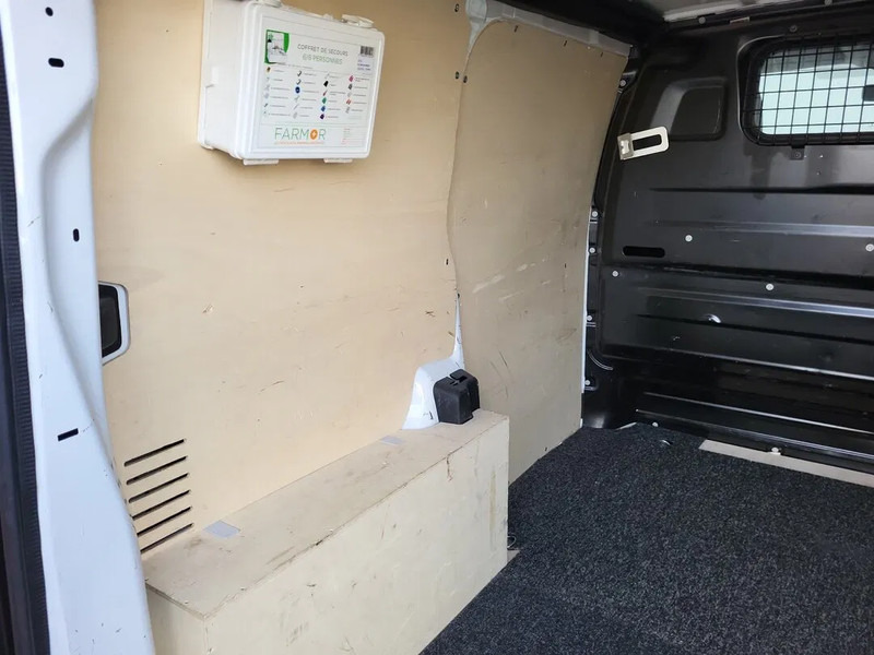 Peugeot e-Expert e-Expert L1H1 - فان المدمجة: صورة 4 Peugeot e-Expert e-Expert L1H1 - فان المدمجة: صورة 4