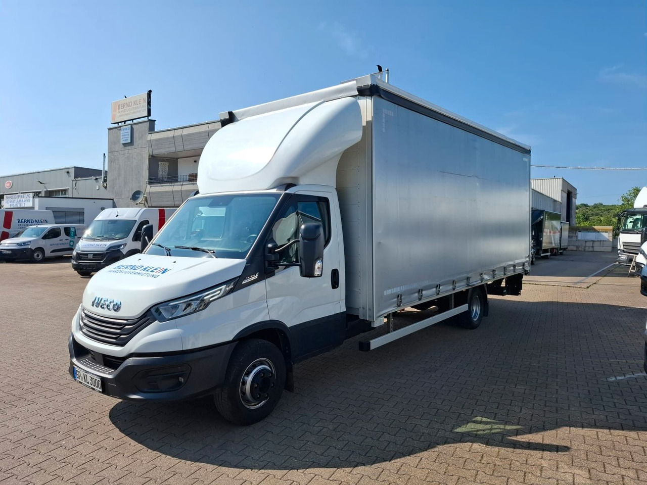 Iveco 72-210P/A8,Luft,HiMatic,LBW,Schiebepl., - شاحنة مغلقة بستائر جانبية: صورة 3 Iveco 72-210P/A8,Luft,HiMatic,LBW,Schiebepl., - شاحنة مغلقة بستائر جانبية: صورة 3