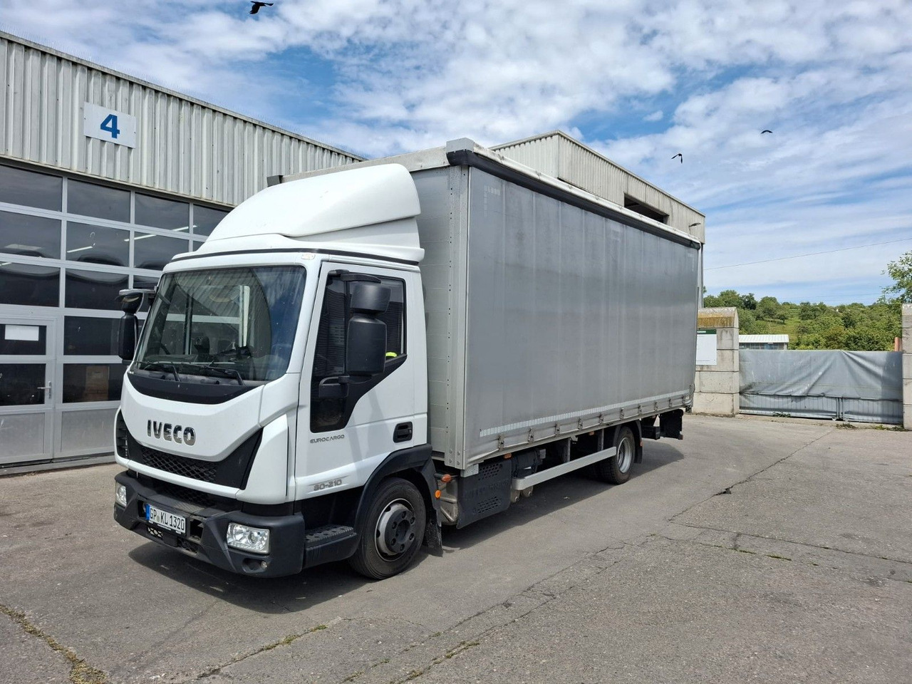 Iveco ML 75-210P/ Klima, Luft, Schiebeverdeck, - شاحنة مغلقة بستائر جانبية: صورة 1 Iveco ML 75-210P/ Klima, Luft, Schiebeverdeck, - شاحنة مغلقة بستائر جانبية: صورة 1
