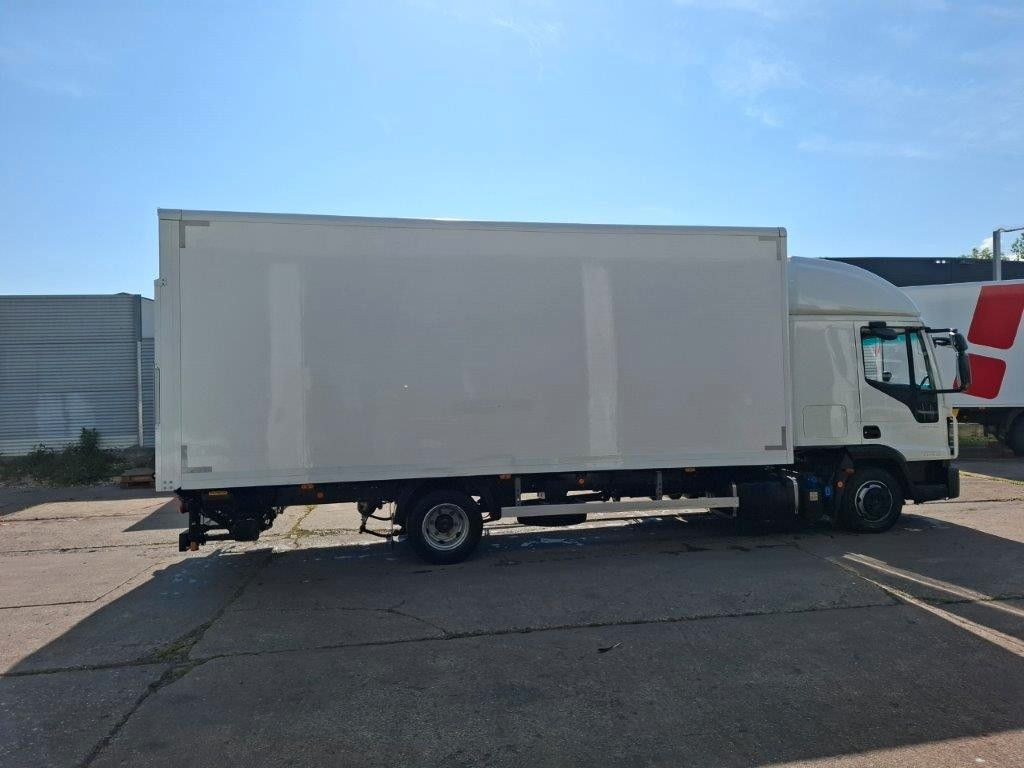 Iveco ML80-210, FFH, Koffer, LBW, Luft, - شاحنة بصندوق مغلق: صورة 3 Iveco ML80-210, FFH, Koffer, LBW, Luft, - شاحنة بصندوق مغلق: صورة 3