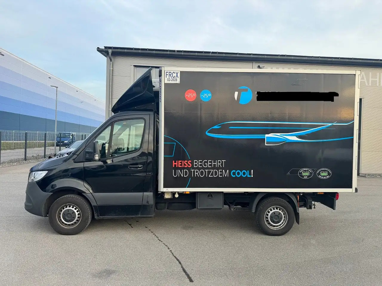 Mercedes-Benz Sprinter 317 CDI Lang Tiefkühlkoffer Carrier - شاحنة توصيل مبردة: صورة 2 Mercedes-Benz Sprinter 317 CDI Lang Tiefkühlkoffer Carrier - شاحنة توصيل مبردة: صورة 2