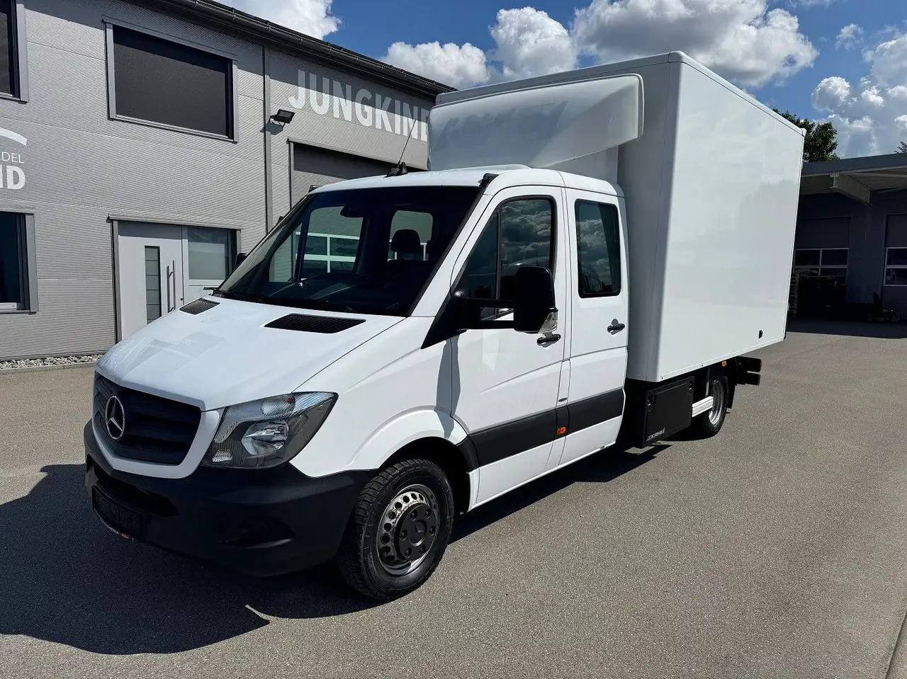 Mercedes-Benz Sprinter 519 CDI Maxi Lang DoKa Koffer AHK Klima - شاحنة بصندوق مغلق, الشاحنات الصغيرة كابينة مزدوجة: صورة 1 Mercedes-Benz Sprinter 519 CDI Maxi Lang DoKa Koffer AHK Klima - شاحنة بصندوق مغلق, الشاحنات الصغيرة كابينة مزدوجة: صورة 1