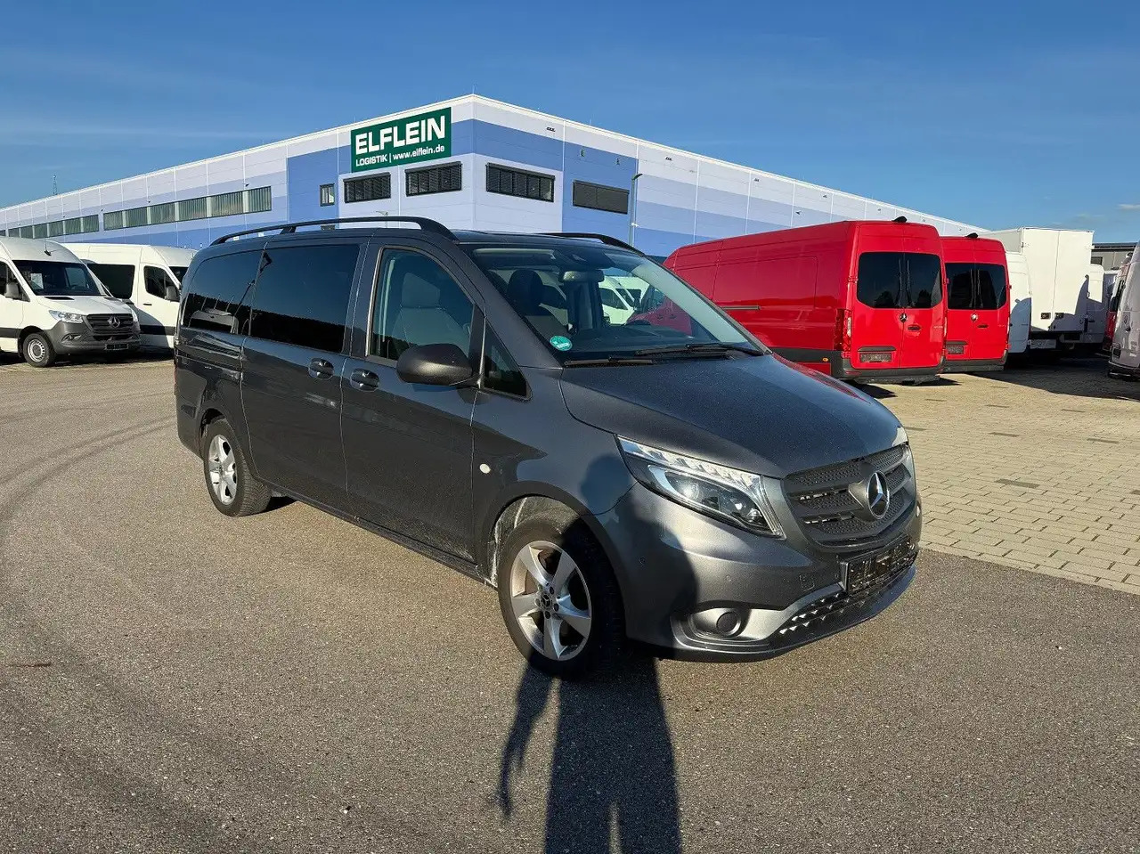 Mercedes-Benz Vito Tourer 119 CDI Edition 4x4 Lang - سيارة: صورة 2 Mercedes-Benz Vito Tourer 119 CDI Edition 4x4 Lang - سيارة: صورة 2