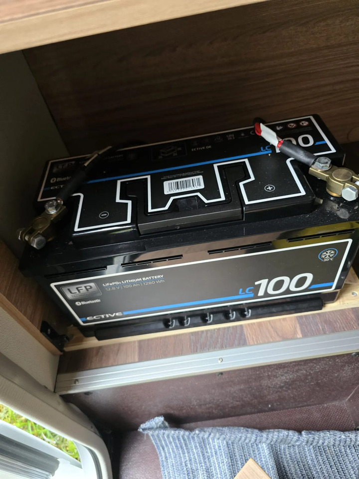 تأجير  Weinsberg CaraCompact 640 MEG EDITION [PEPPER] Hot Pepper-Paket Weinsberg CaraCompact 640 MEG EDITION [PEPPER] Hot Pepper-Paket: صورة 9