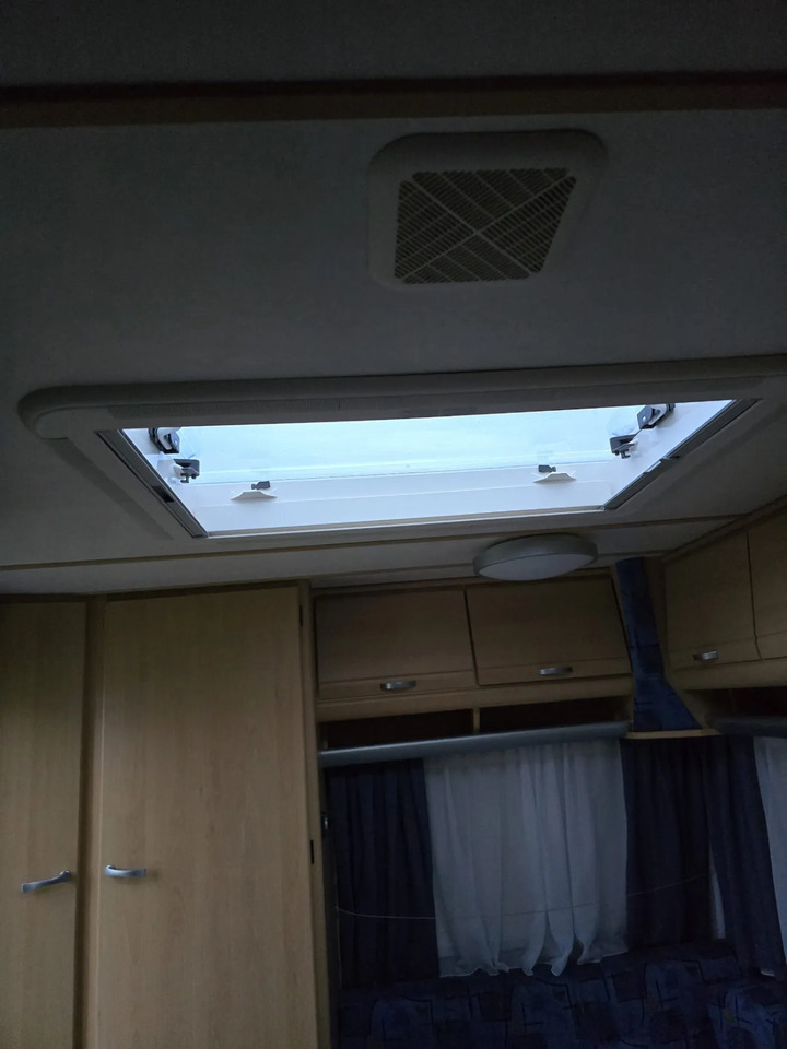 Wohnwagen TEC Tour 445 TDF Mover, Markise, Dusche - كرفان سحب: صورة 5 Wohnwagen TEC Tour 445 TDF Mover, Markise, Dusche - كرفان سحب: صورة 5