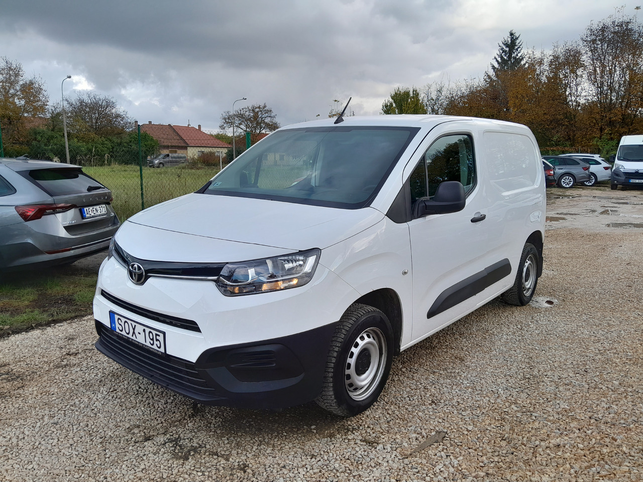 TOYOTA 1.5 City Active 3 Business - فان المدمجة: صورة 2 TOYOTA 1.5 City Active 3 Business - فان المدمجة: صورة 2