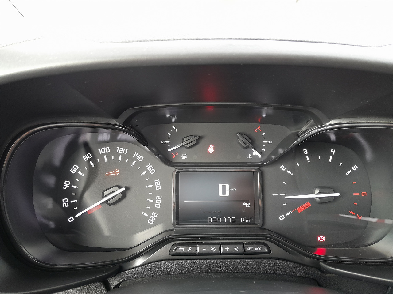 TOYOTA 1.5 City Active 3 Business - فان المدمجة: صورة 5 TOYOTA 1.5 City Active 3 Business - فان المدمجة: صورة 5