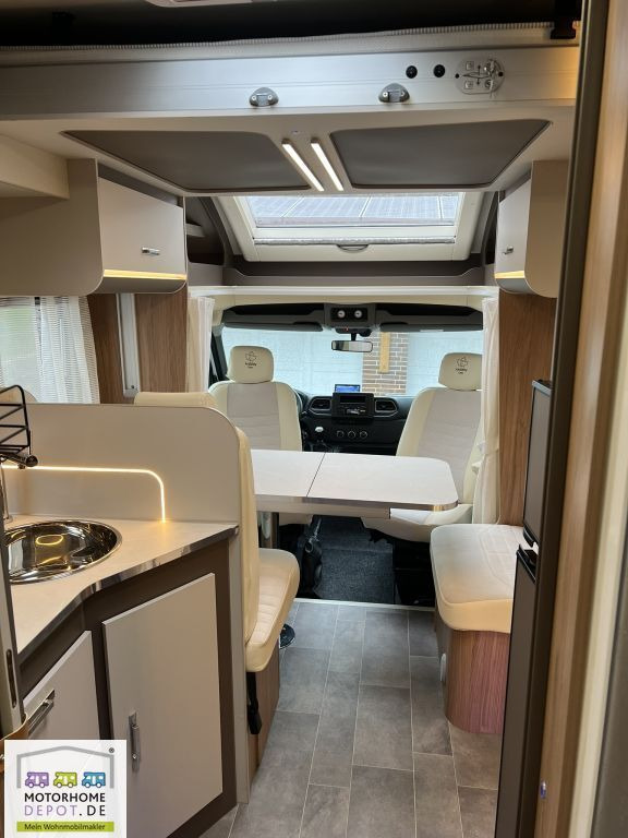 Ahorn Alaska TD Plus Aufl. 4to & Luftfed. & Hubbett - موتر هوم شبه متكامل: صورة 3 Ahorn Alaska TD Plus Aufl. 4to & Luftfed. & Hubbett - موتر هوم شبه متكامل: صورة 3