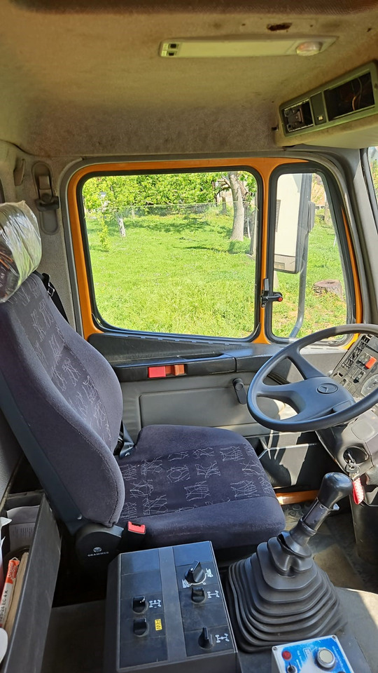 MERCEDES-BENZ 1824 ACTROS SK 4x4 - شاحنة قلاب: صورة 5 MERCEDES-BENZ 1824 ACTROS SK 4x4 - شاحنة قلاب: صورة 5