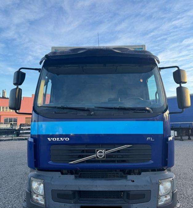 Volvo FL 240 - شاحنة ذات مبرد: صورة 2 Volvo FL 240 - شاحنة ذات مبرد: صورة 2