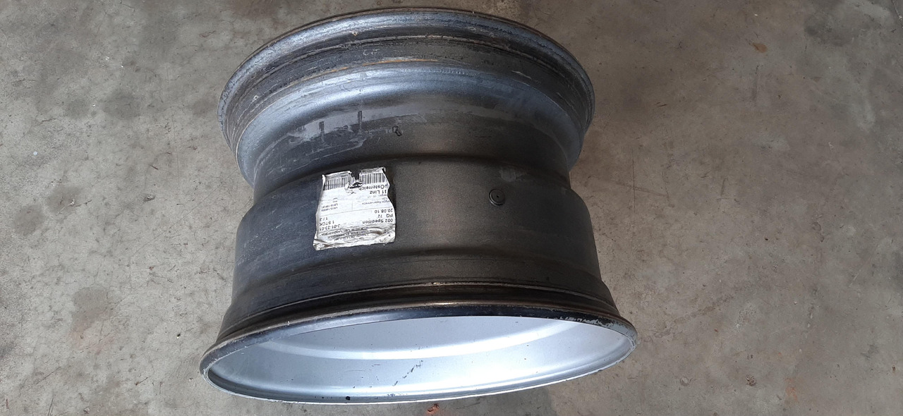 Gebrauchte Felgen 14 x 22,5 für Reifengröße 445 x 65 x 22,5, Artikel - Nr. : 99.99999 - 9999 - الجنوط - شاحنة: صورة 2 Gebrauchte Felgen 14 x 22,5 für Reifengröße 445 x 65 x 22,5, Artikel - Nr. : 99.99999 - 9999 - الجنوط - شاحنة: صورة 2