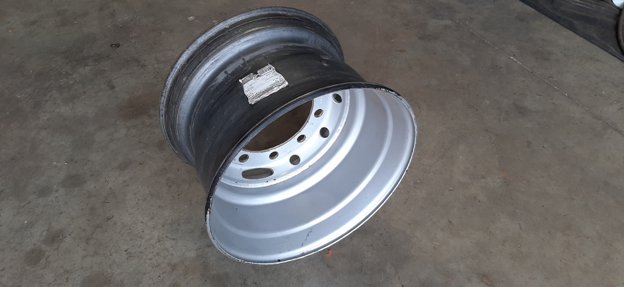 Gebrauchte Felgen 14 x 22,5 für Reifengröße 445 x 65 x 22,5, Artikel - Nr. : 99.99999 - 9999 - الجنوط - شاحنة: صورة 1 Gebrauchte Felgen 14 x 22,5 für Reifengröße 445 x 65 x 22,5, Artikel - Nr. : 99.99999 - 9999 - الجنوط - شاحنة: صورة 1