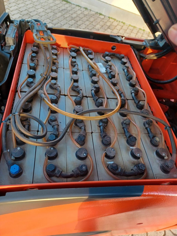 Linde E 20 PH -02 Duplexmast, Seitenschieber - رافعة شوكية كهربائية: صورة 5 Linde E 20 PH -02 Duplexmast, Seitenschieber - رافعة شوكية كهربائية: صورة 5