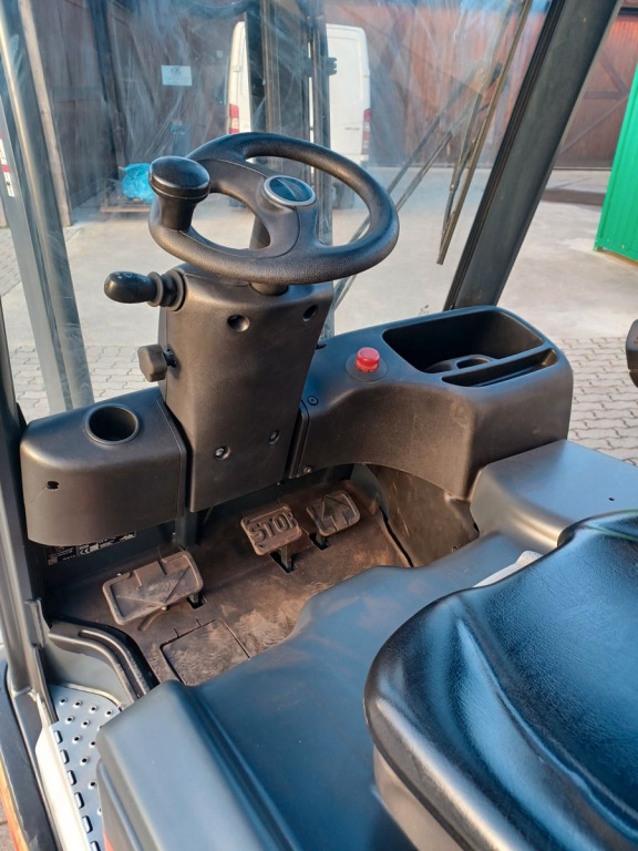 Linde E 20 PH -02 Duplexmast, Seitenschieber - رافعة شوكية كهربائية: صورة 4 Linde E 20 PH -02 Duplexmast, Seitenschieber - رافعة شوكية كهربائية: صورة 4