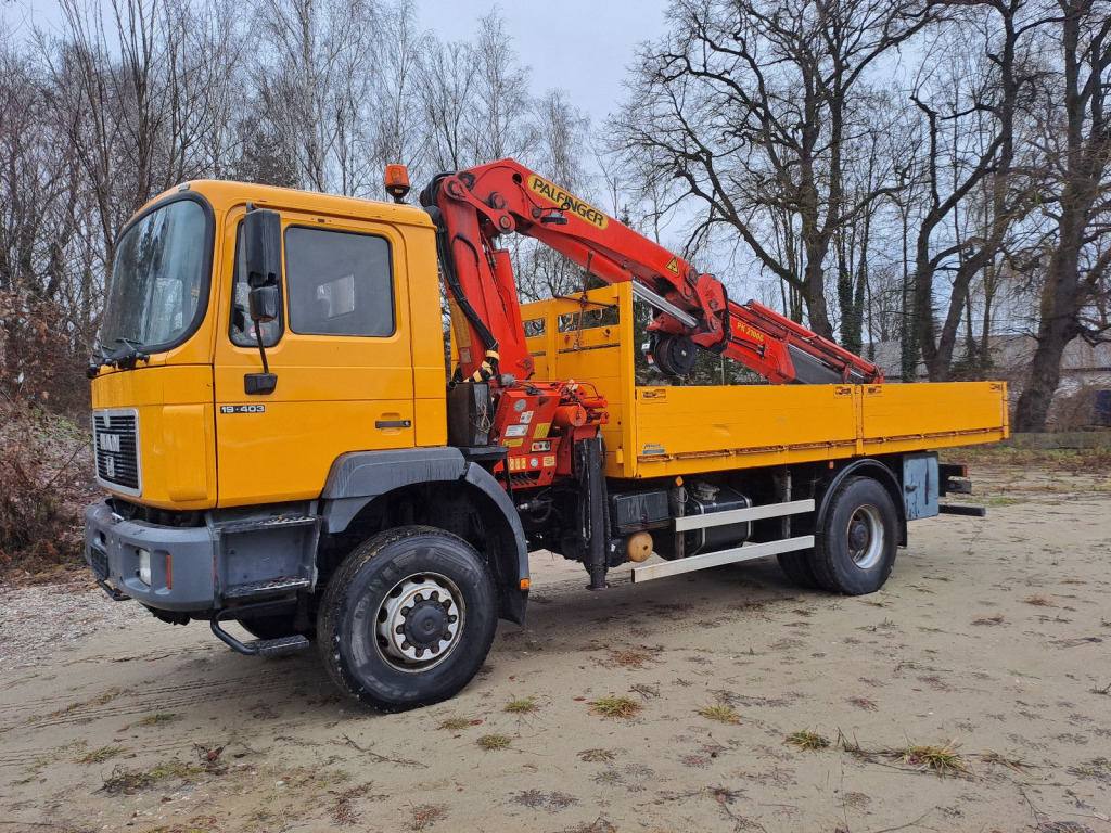 MAN 19.403 Pritsche 4x4 mit Palfingerkran PK 21000 mit Funk - Fernbedienung - شاحنة كرين: صورة 1 MAN 19.403 Pritsche 4x4 mit Palfingerkran PK 21000 mit Funk - Fernbedienung - شاحنة كرين: صورة 1