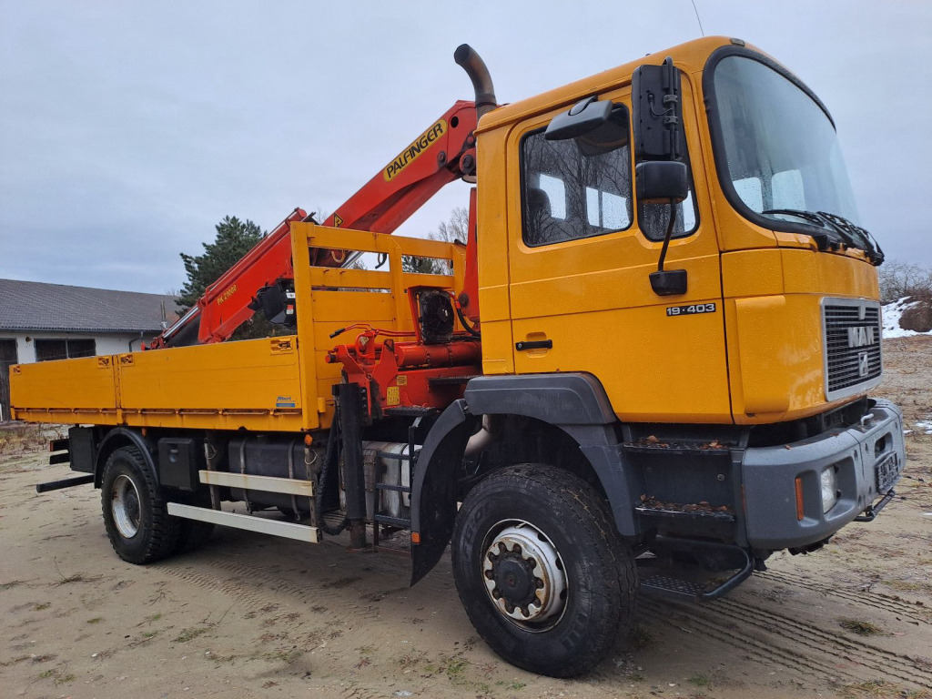 MAN 19.403 Pritsche 4x4 mit Palfingerkran PK 21000 mit Funk - Fernbedienung - شاحنة كرين: صورة 3 MAN 19.403 Pritsche 4x4 mit Palfingerkran PK 21000 mit Funk - Fernbedienung - شاحنة كرين: صورة 3