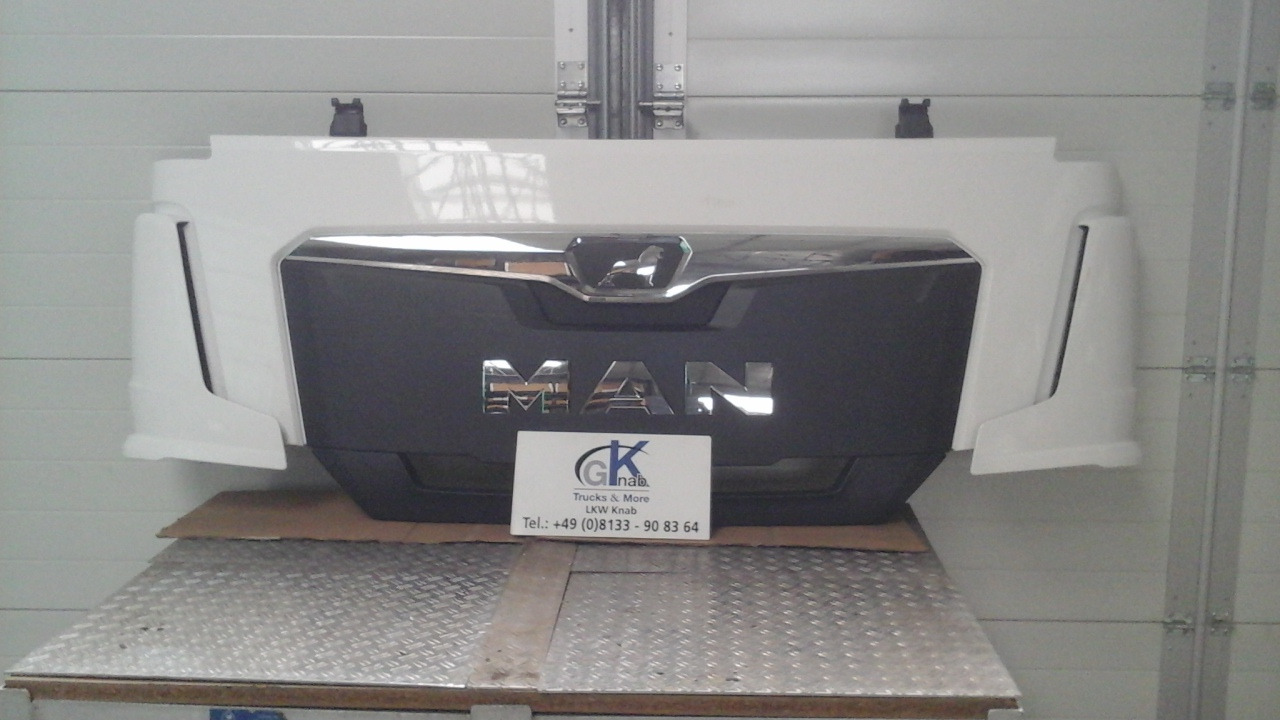 Neuwertige Frontklappe , weiß, schmal MAN TGM / TG3, Artikel - Nr.: 81.61110 - 6123 - غطاء السيارة - شاحنة: صورة 2 Neuwertige Frontklappe , weiß, schmal MAN TGM / TG3, Artikel - Nr.: 81.61110 - 6123 - غطاء السيارة - شاحنة: صورة 2