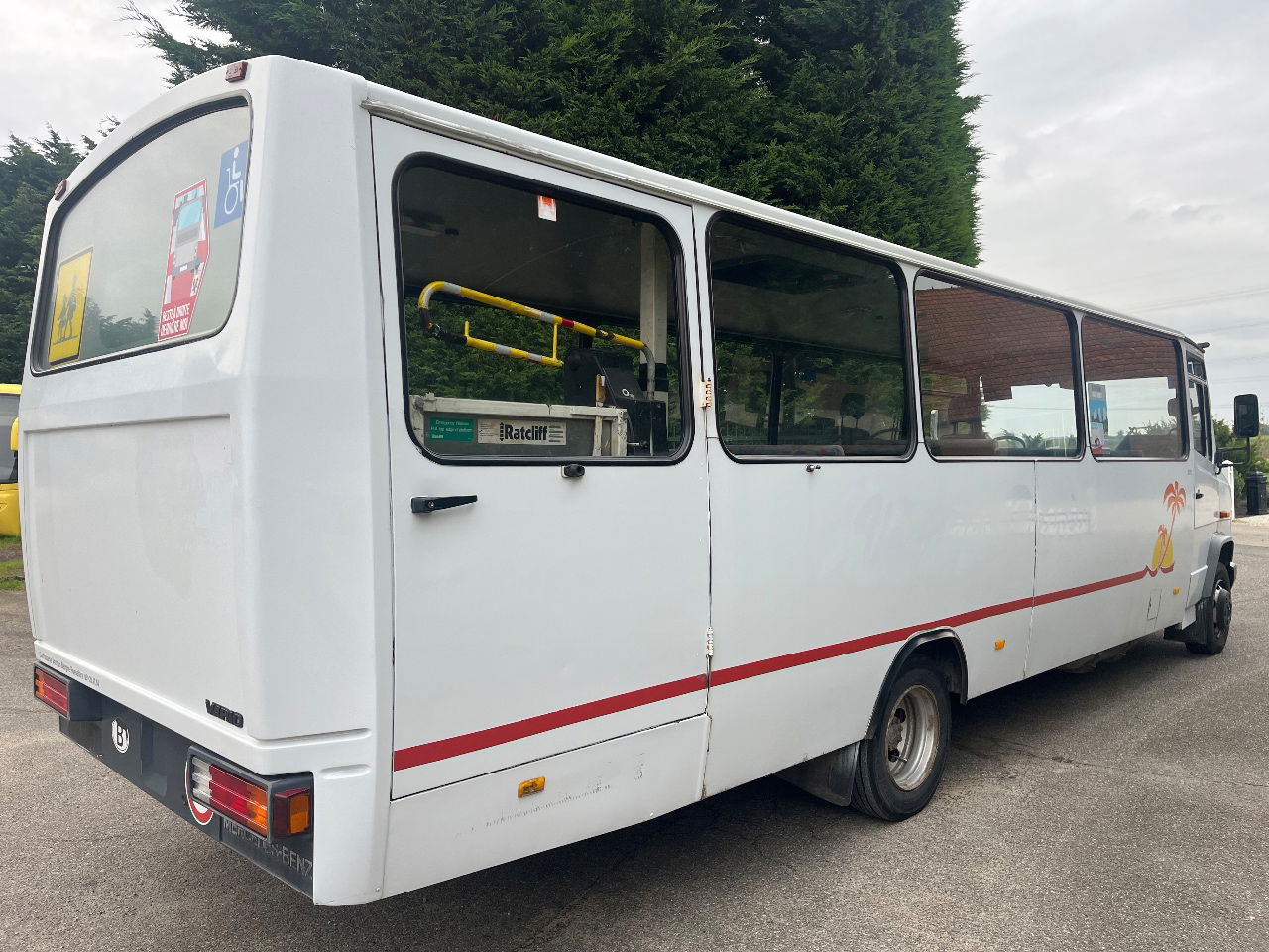 Mercedes-Benz Vario 814 Retarder - حافلة الضواحي: صورة 2 Mercedes-Benz Vario 814 Retarder - حافلة الضواحي: صورة 2