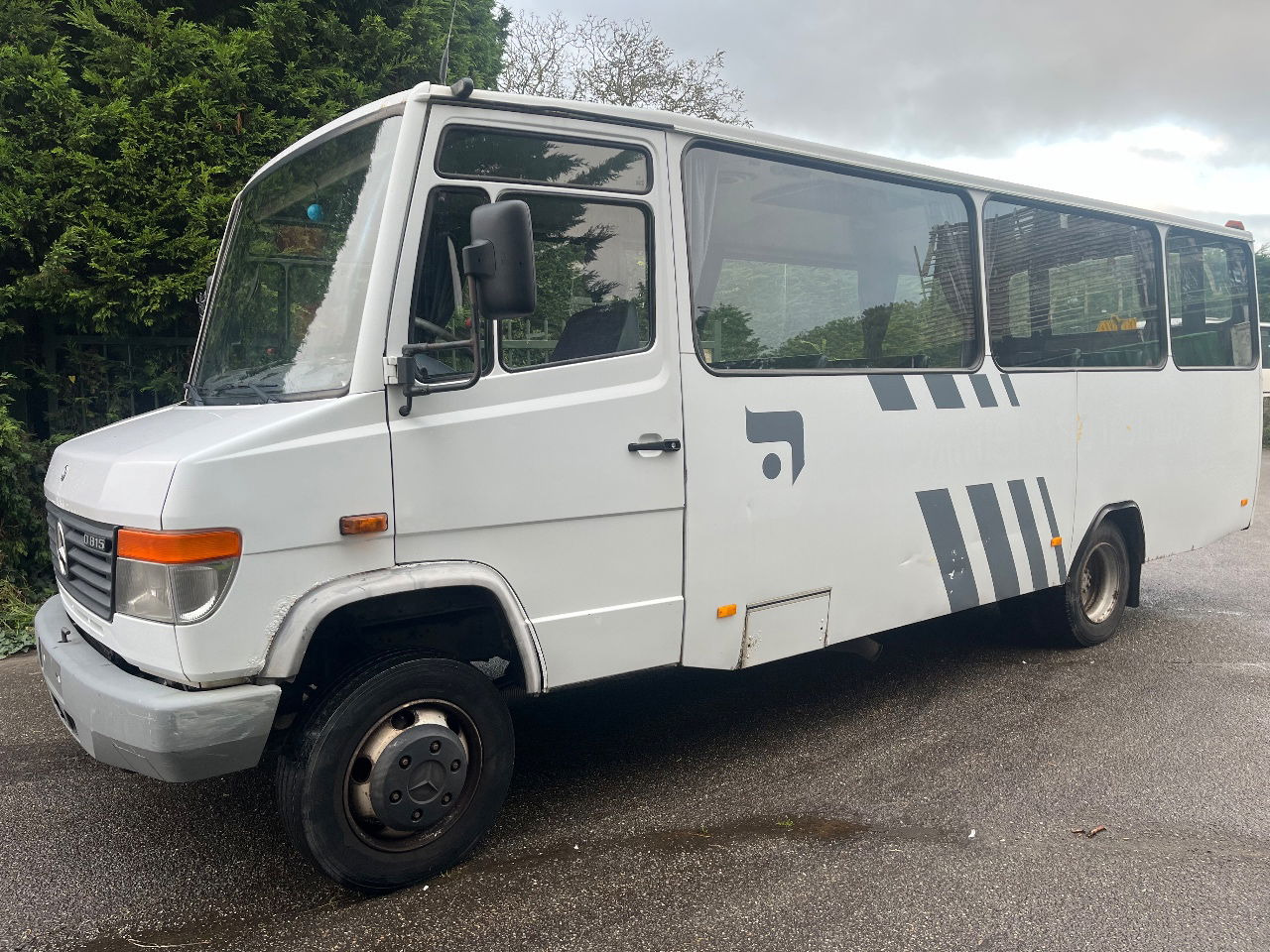 Mercedes-Benz Vario 815 - حافلة الضواحي: صورة 1 Mercedes-Benz Vario 815 - حافلة الضواحي: صورة 1