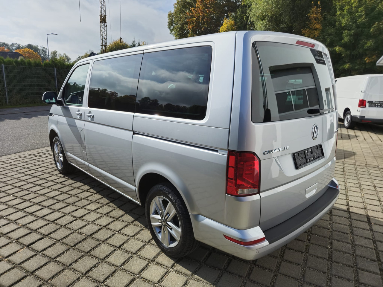 VOLKSWAGEN T6.1 Caravelle 4Motion/Automatik/Kamera/App-Con. - ميكروباص: صورة 5 VOLKSWAGEN T6.1 Caravelle 4Motion/Automatik/Kamera/App-Con. - ميكروباص: صورة 5