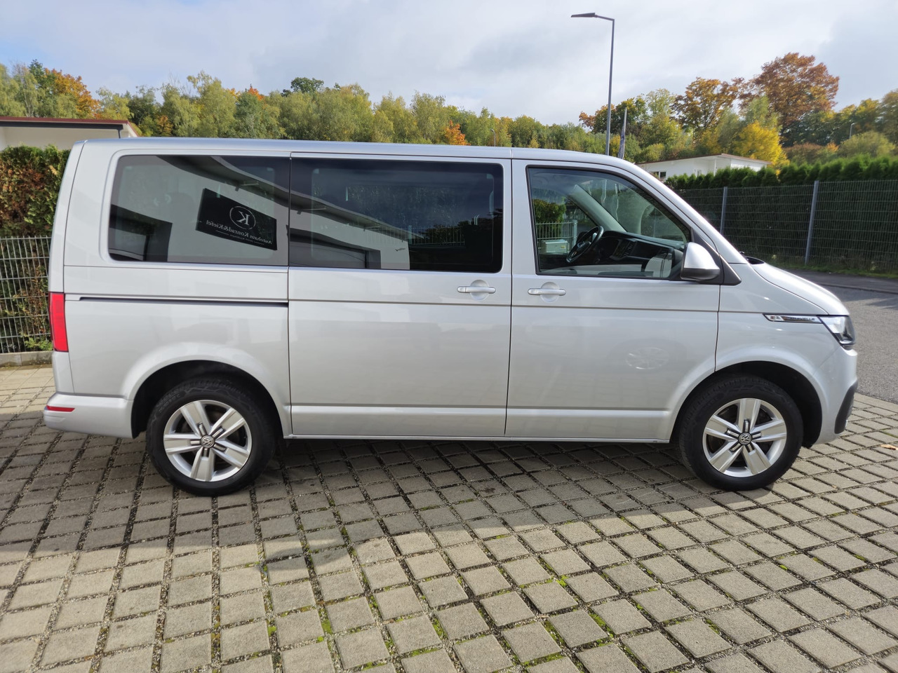 VOLKSWAGEN T6.1 Caravelle 4Motion/Automatik/Kamera/App-Con. - ميكروباص: صورة 4 VOLKSWAGEN T6.1 Caravelle 4Motion/Automatik/Kamera/App-Con. - ميكروباص: صورة 4