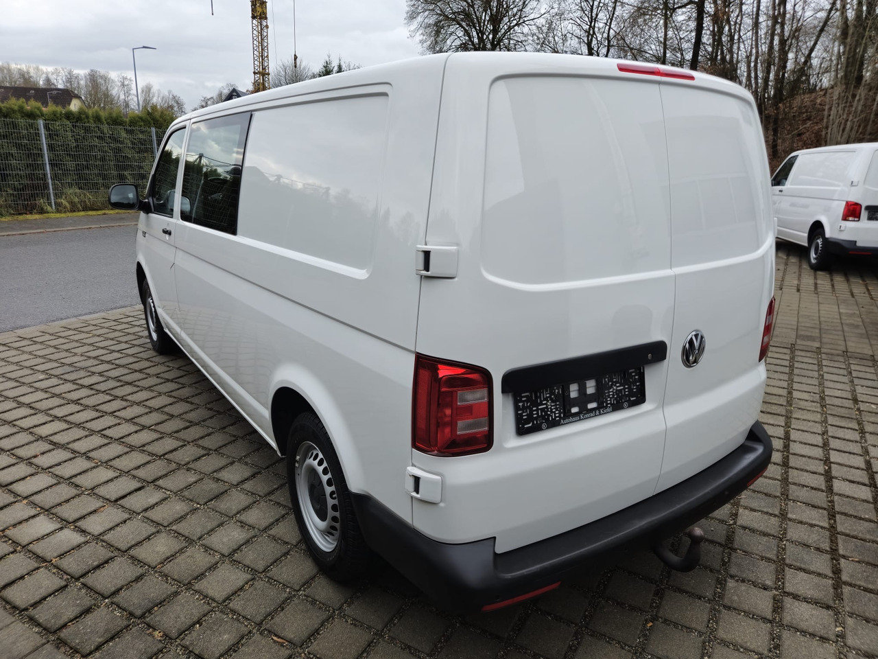 VOLKSWAGEN T6 Transporter Mixto LR 6-Sitzer/Standheiz./PDC - فان: صورة 5 VOLKSWAGEN T6 Transporter Mixto LR 6-Sitzer/Standheiz./PDC - فان: صورة 5