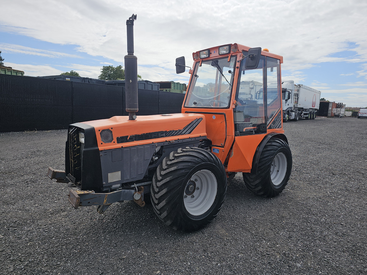 Holder 760 - جرار: صورة 1 Holder 760 - جرار: صورة 1