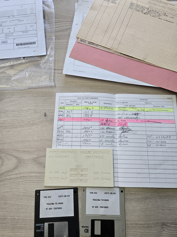 Tracma TD18000 - جرارات الطائرات: صورة 5 Tracma TD18000 - جرارات الطائرات: صورة 5