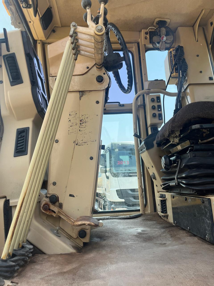 ماكينة تسوية CATERPILLAR 140H: صورة 19