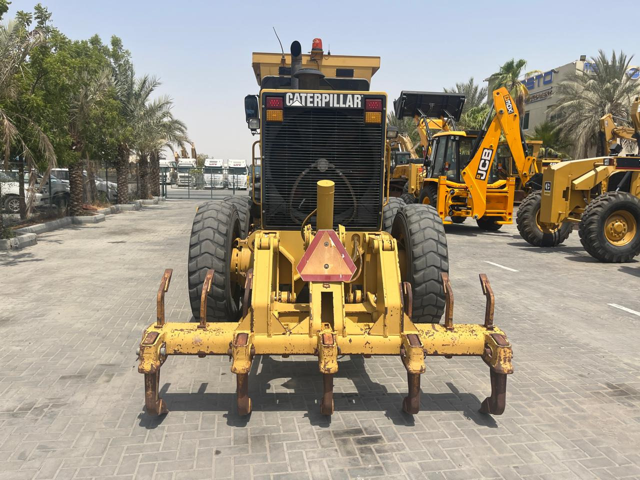 CATERPILLAR 140H - ماكينة تسوية: صورة 2 CATERPILLAR 140H - ماكينة تسوية: صورة 2