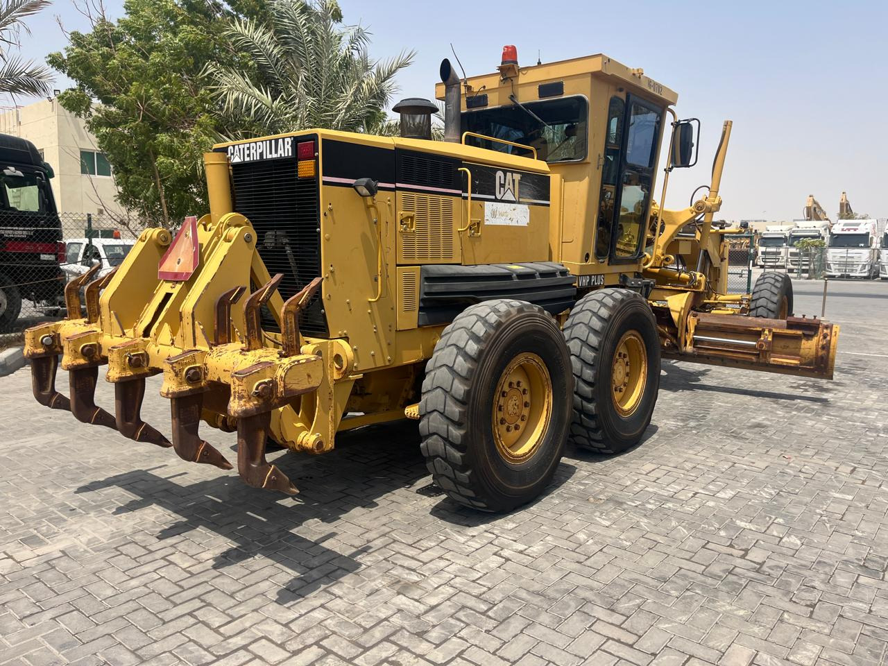 ماكينة تسوية CATERPILLAR 140H: صورة 48