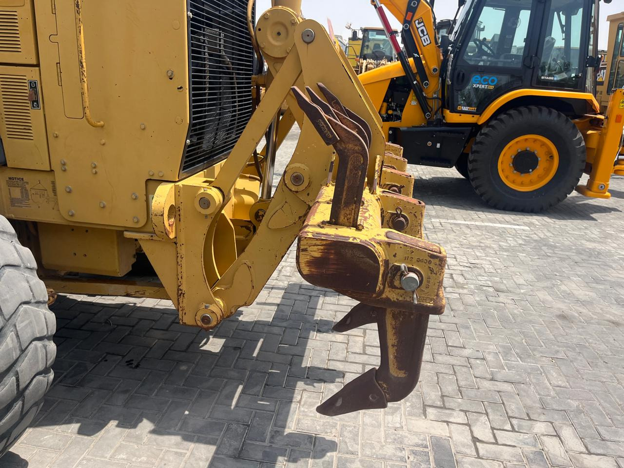 ماكينة تسوية CATERPILLAR 140H: صورة 44