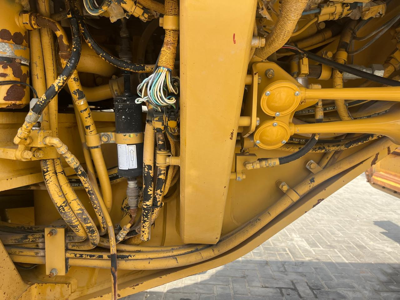 ماكينة تسوية CATERPILLAR 140H: صورة 49