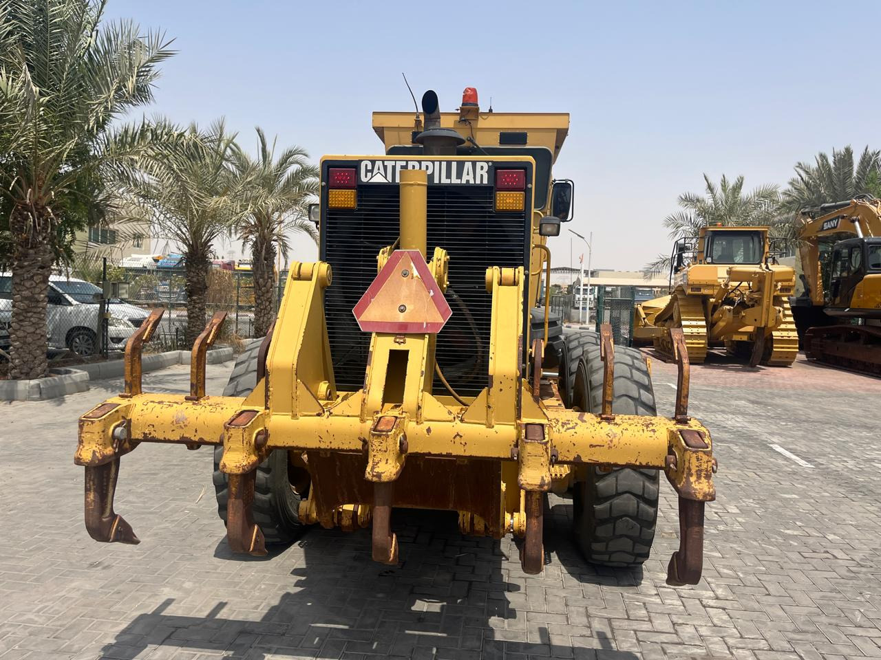 ماكينة تسوية CATERPILLAR 140H: صورة 47