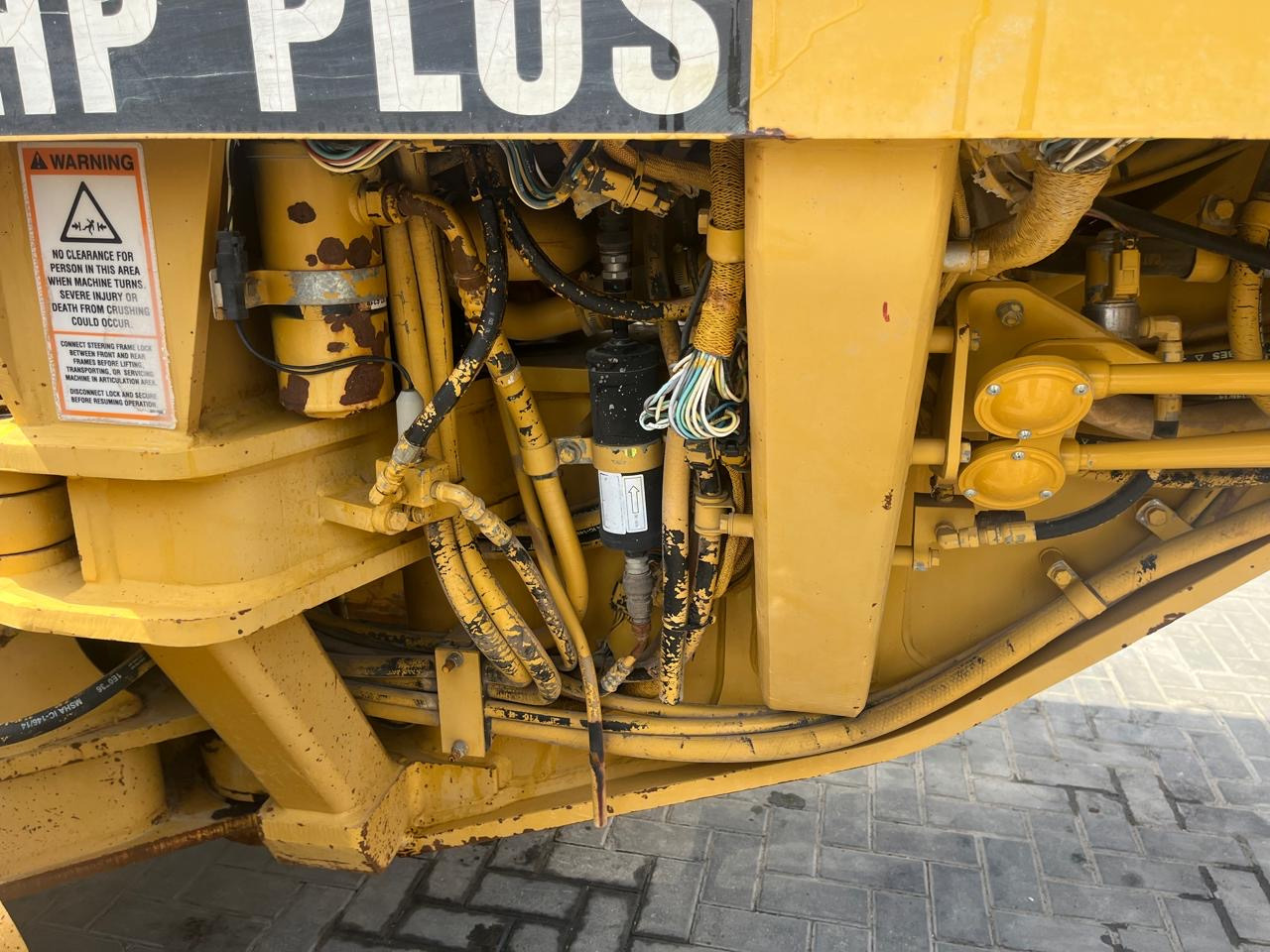 ماكينة تسوية CATERPILLAR 140H: صورة 32