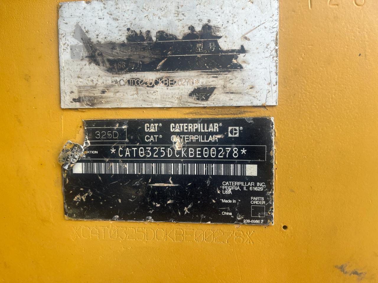 CATERPILLAR 325DL - حفار زاحف: صورة 2 CATERPILLAR 325DL - حفار زاحف: صورة 2