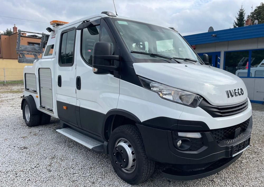 Iveco Daily 70C18 Hi-Matic Pomoc drogowa Holownik 2019r - شاحنة سحب: صورة 3 Iveco Daily 70C18 Hi-Matic Pomoc drogowa Holownik 2019r - شاحنة سحب: صورة 3