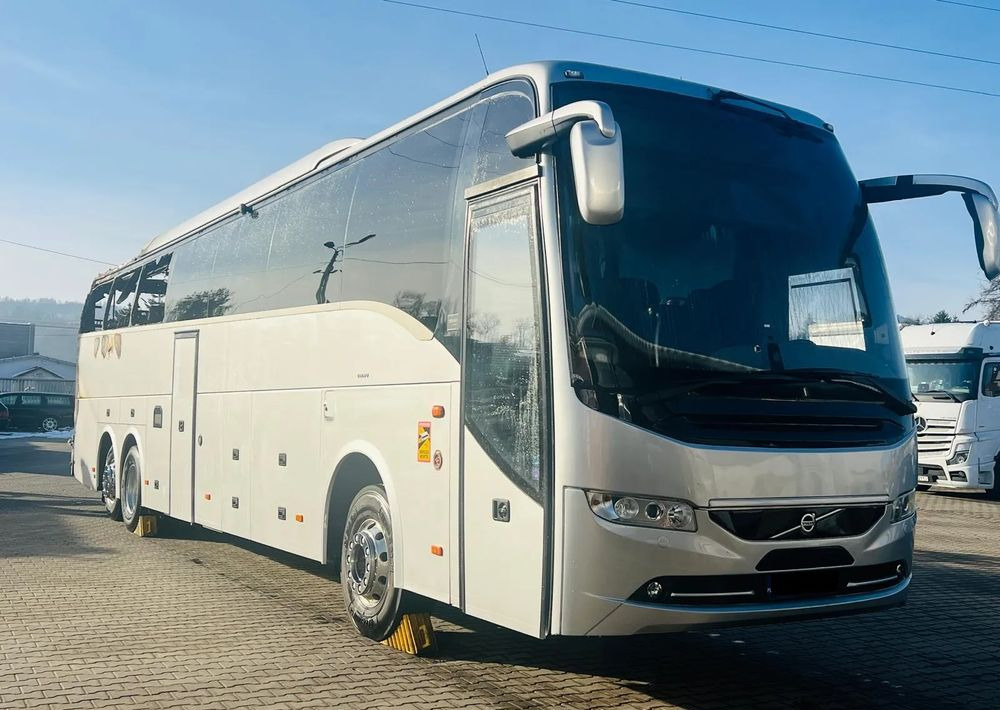 Volvo 9900 - حافلة نقل لمسافات طويلة: صورة 2 Volvo 9900 - حافلة نقل لمسافات طويلة: صورة 2