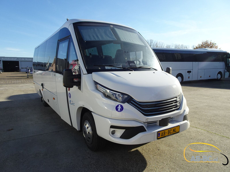 Iveco New Rosero First 31 seats EURO 6 - حافلة نقل لمسافات طويلة: صورة 2 Iveco New Rosero First 31 seats EURO 6 - حافلة نقل لمسافات طويلة: صورة 2