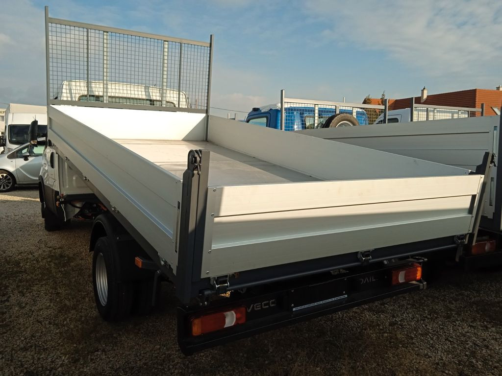 Iveco Daily 35C18H Dreiseitenkipper Iveco Daily 35C18H Dreiseitenkipper - قلاب صغير: صورة 3 Iveco Daily 35C18H Dreiseitenkipper Iveco Daily 35C18H Dreiseitenkipper - قلاب صغير: صورة 3