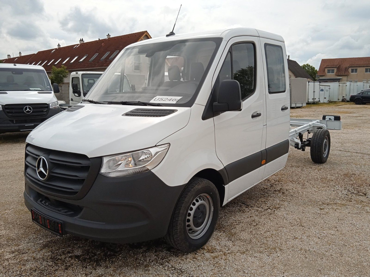 Mercedes-Benz 317 CDI Doka Pritsche - شاحنة توصيل مفتوحة, الشاحنات الصغيرة كابينة مزدوجة: صورة 1 Mercedes-Benz 317 CDI Doka Pritsche - شاحنة توصيل مفتوحة, الشاحنات الصغيرة كابينة مزدوجة: صورة 1