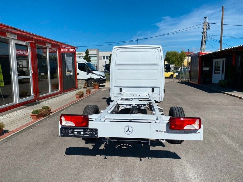 Mercedes-Benz Sprinter 319 Pritsche+Plane 3,5T Anhängelast - شاحنة مغلقة بستائر جانبية: صورة 5 Mercedes-Benz Sprinter 319 Pritsche+Plane 3,5T Anhängelast - شاحنة مغلقة بستائر جانبية: صورة 5