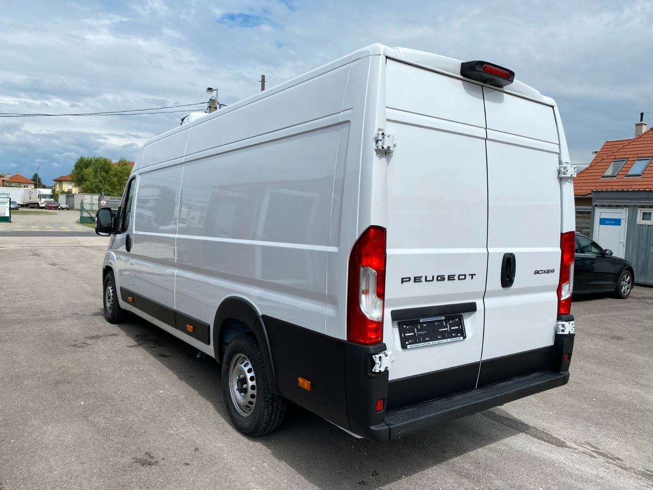 Peugeot Boxer Kasten Hochraum 435 L4H2 BlueHDi 140 Peugeot Boxer Kühlkasten 435 L4H2 BlueHDi 140 - فان: صورة 4 Peugeot Boxer Kasten Hochraum 435 L4H2 BlueHDi 140 Peugeot Boxer Kühlkasten 435 L4H2 BlueHDi 140 - فان: صورة 4