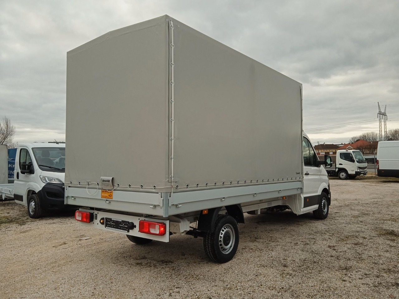 Volkswagen Crafter L4 Pritsche und Plane 140Ps SOFORT - شاحنة مغلقة بستائر جانبية: صورة 4 Volkswagen Crafter L4 Pritsche und Plane 140Ps SOFORT - شاحنة مغلقة بستائر جانبية: صورة 4