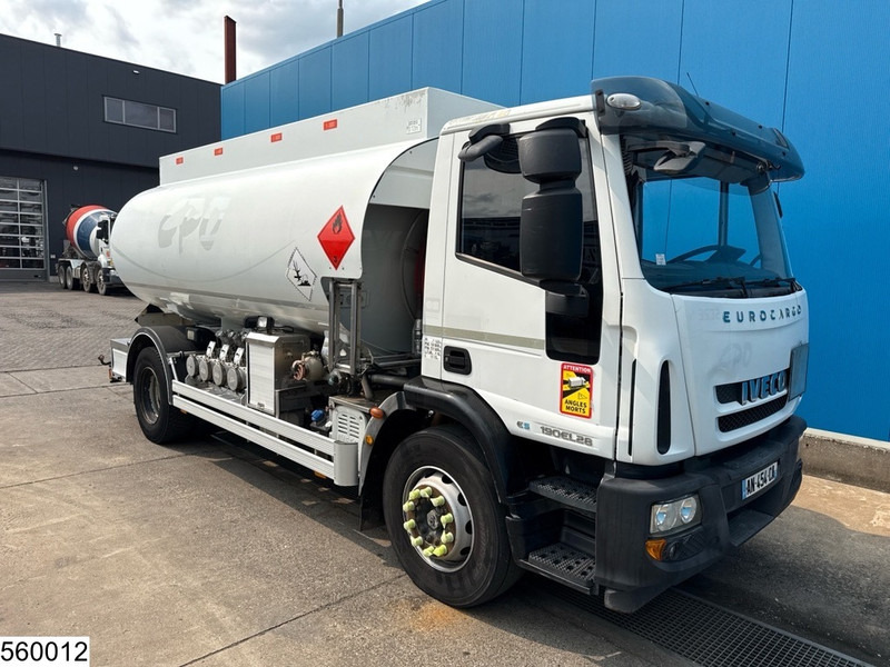Iveco Eurocargo 190EL28 EURO 5, FUEL, 13390 liter, 4 Comp, Magyar - شاحنة صهريج: صورة 2 Iveco Eurocargo 190EL28 EURO 5, FUEL, 13390 liter, 4 Comp, Magyar - شاحنة صهريج: صورة 2