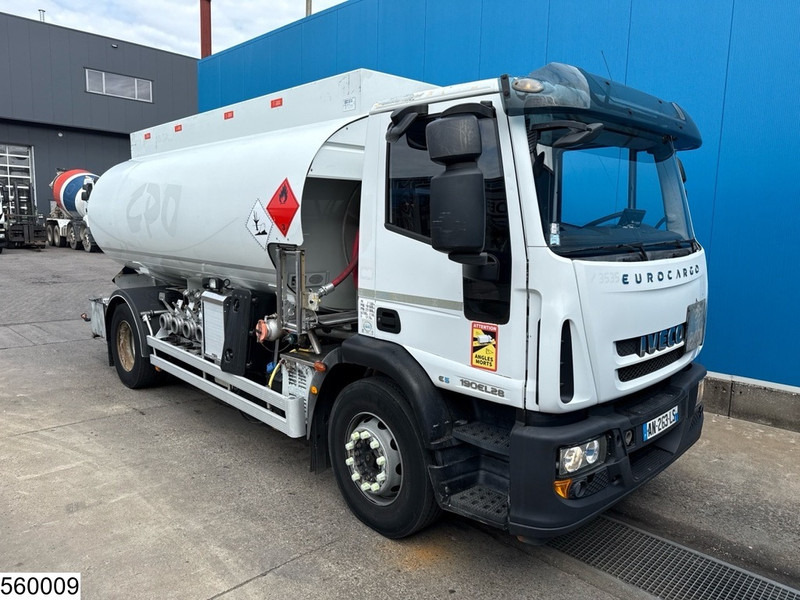 Iveco Eurocargo 190EL28 EURO 5, Fuel, 13390 liter, 4 Comp - شاحنة صهريج: صورة 2 Iveco Eurocargo 190EL28 EURO 5, Fuel, 13390 liter, 4 Comp - شاحنة صهريج: صورة 2