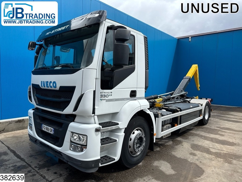 Iveco Stralis 330 CNG Unused, EURO 6, Retarder, Palfinger - شاحنة برافعة خطافية: صورة 1 Iveco Stralis 330 CNG Unused, EURO 6, Retarder, Palfinger - شاحنة برافعة خطافية: صورة 1