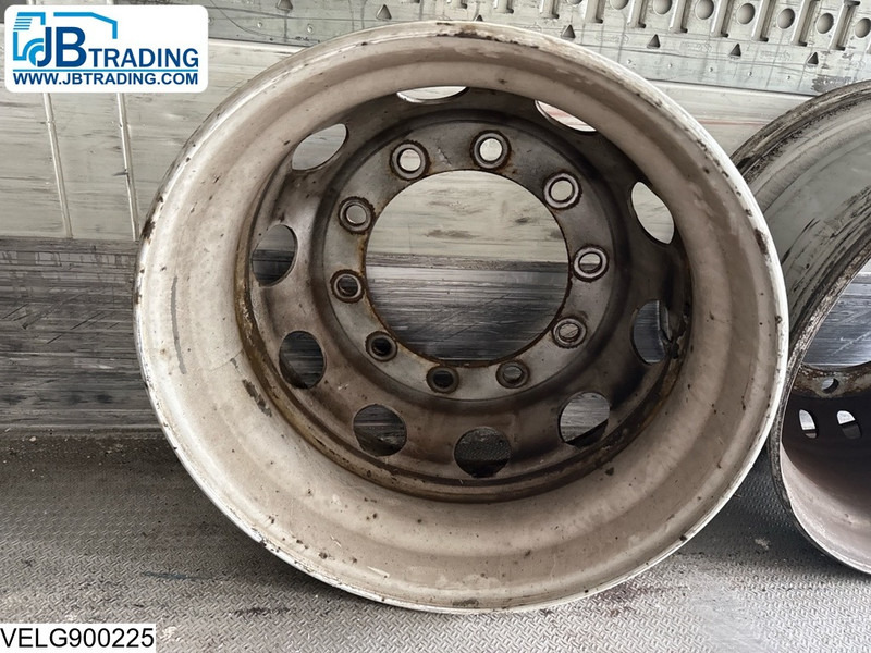 Onbekend 9.00 x 22.5 - إطارات: صورة 1 Onbekend 9.00 x 22.5 - إطارات: صورة 1